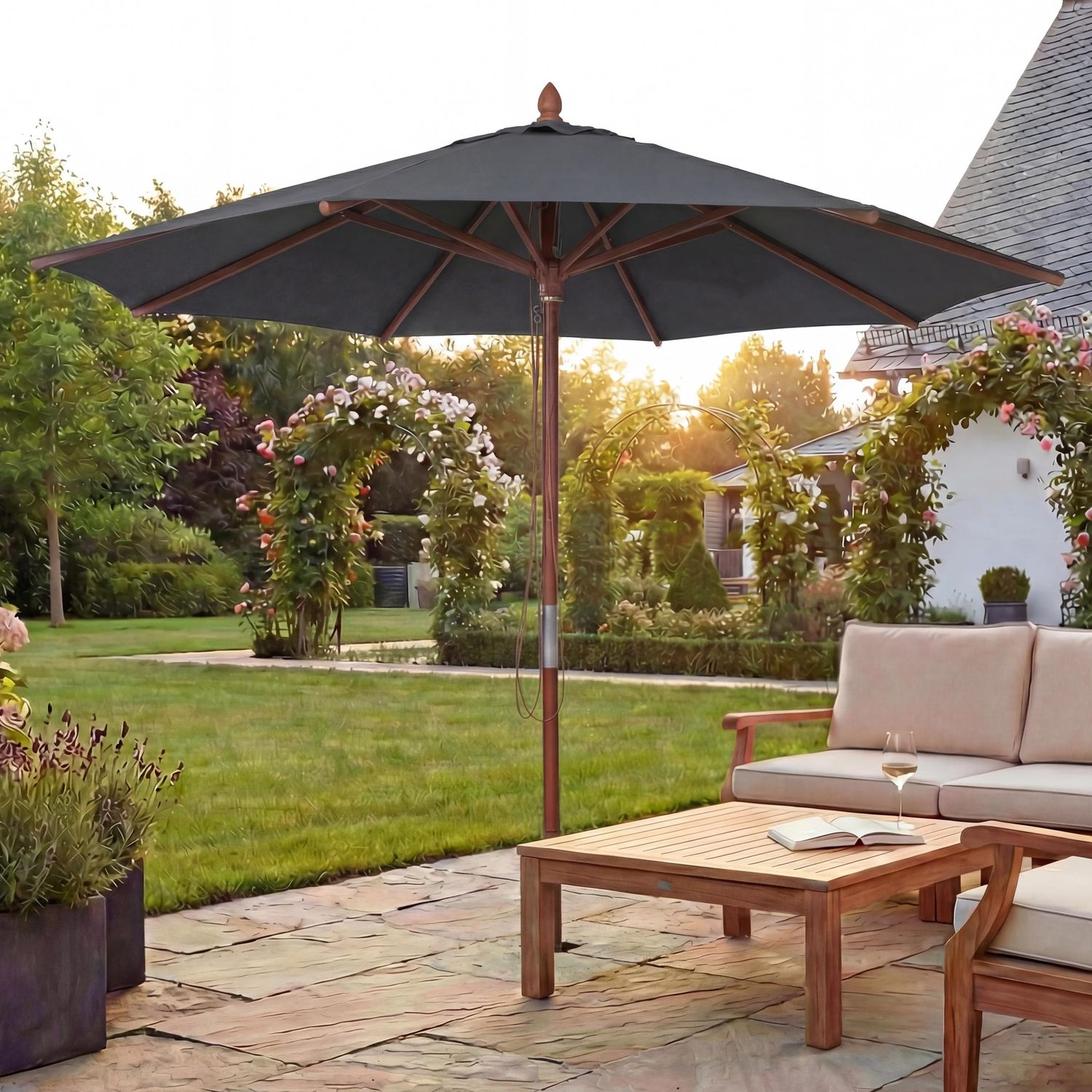 Gastronomie Holz-Sonnenschirm HWC-C57b, Gartenschirm, Polyester/Holz 14kg, rund Ø3m Seilzug stoßsicher ~ anthrazit Bild 1