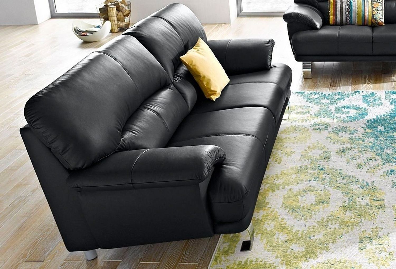 TRENDMANUFAKTUR 3-Sitzer Cecilia, in italienischem Design, bequem, mit Chromfüßen Bild 1