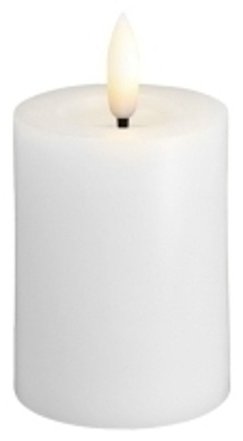 Moods & More LED-Blockkerze in Weiß mit Schmelzeffekt – Ø 4 9 cm x H 7 5 cm Bild 1