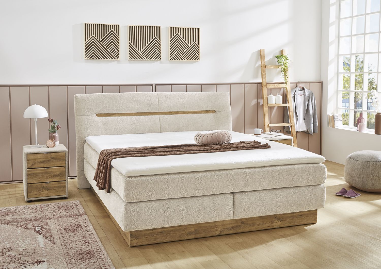 Jockenhöfer 'Nika' Boxspringbett, 180x200 cm, Chenille Beige Bild 1