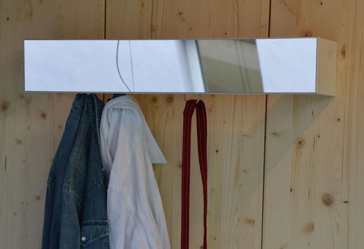 Wandgarderobe SLIM, weiß, mit Spiegel, 6 Haken, by Jan Kurtz Bild 1
