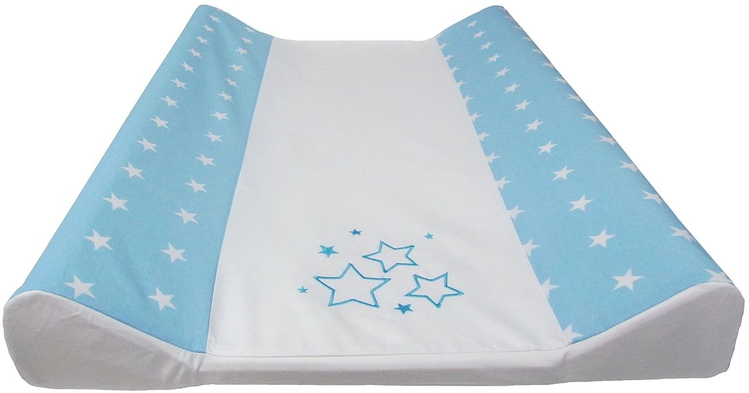 Babymajawelt® Wickeltischauflage Wickelauflage 50x70 cm - 2 Keil Mulde inkl. Baumwollbezug ver. Designs, Folienwickelauflage Phthalatfrei, inkl. abnehmbaren Baumwollbezug, Maschinenwaschbar (Stars blau) Bild 1