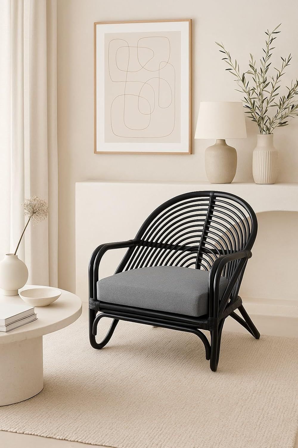 Relax-Sessel aus Rattan handgeflochten, schwarz lackiert, inkl. Kissen Bild 1