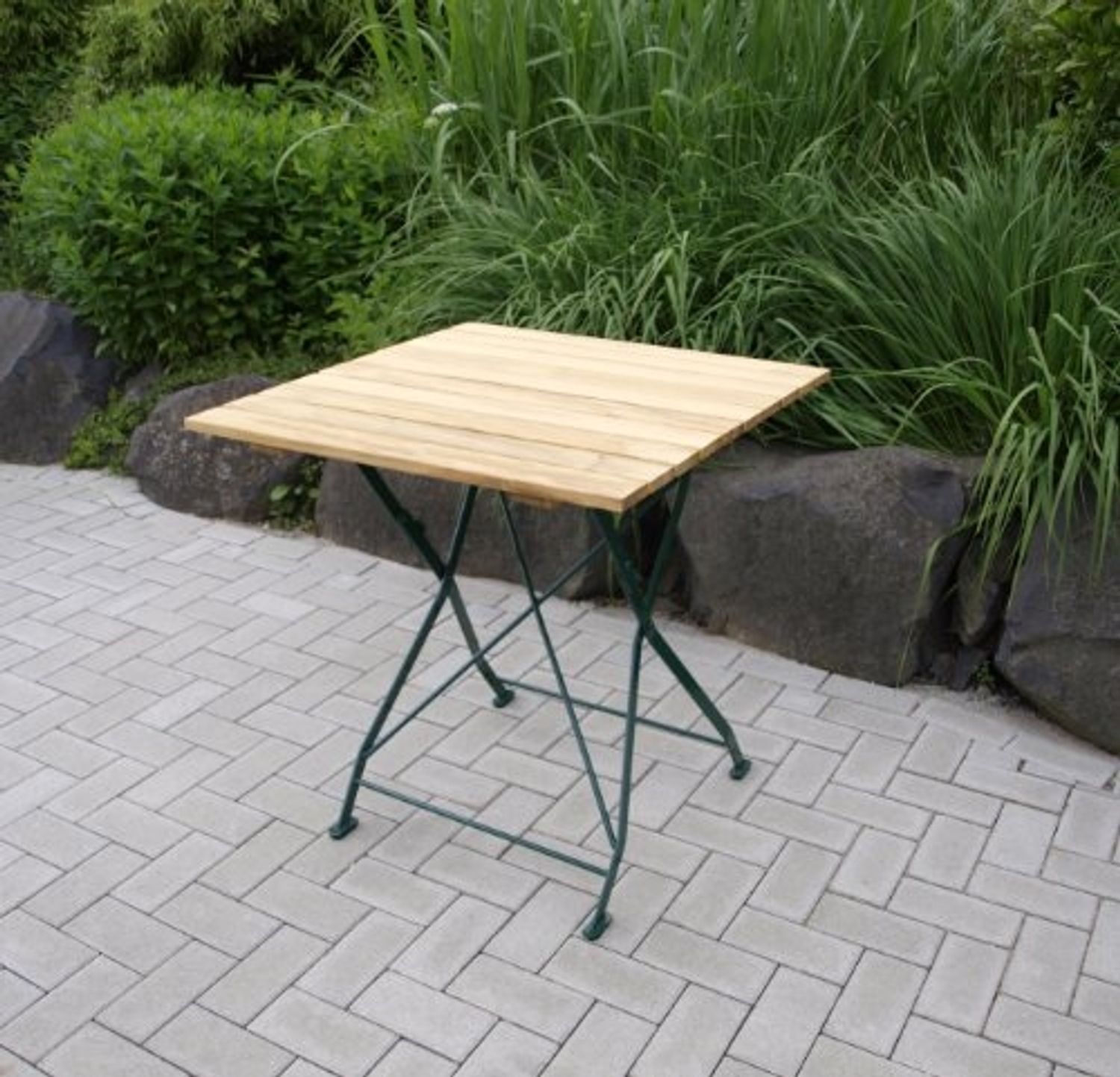 TPFGarden Gartentisch BAD BELZIG (Robuster Garten Holztisch Outdoor quadratische Tischplatte, 1-St, Garten-Esstisch 70x70 cm Holz (aus Robinienholz), Gestell Flachstahl dunkelgrün - klappbar - Hochwertige Verarbeitung Bild 1
