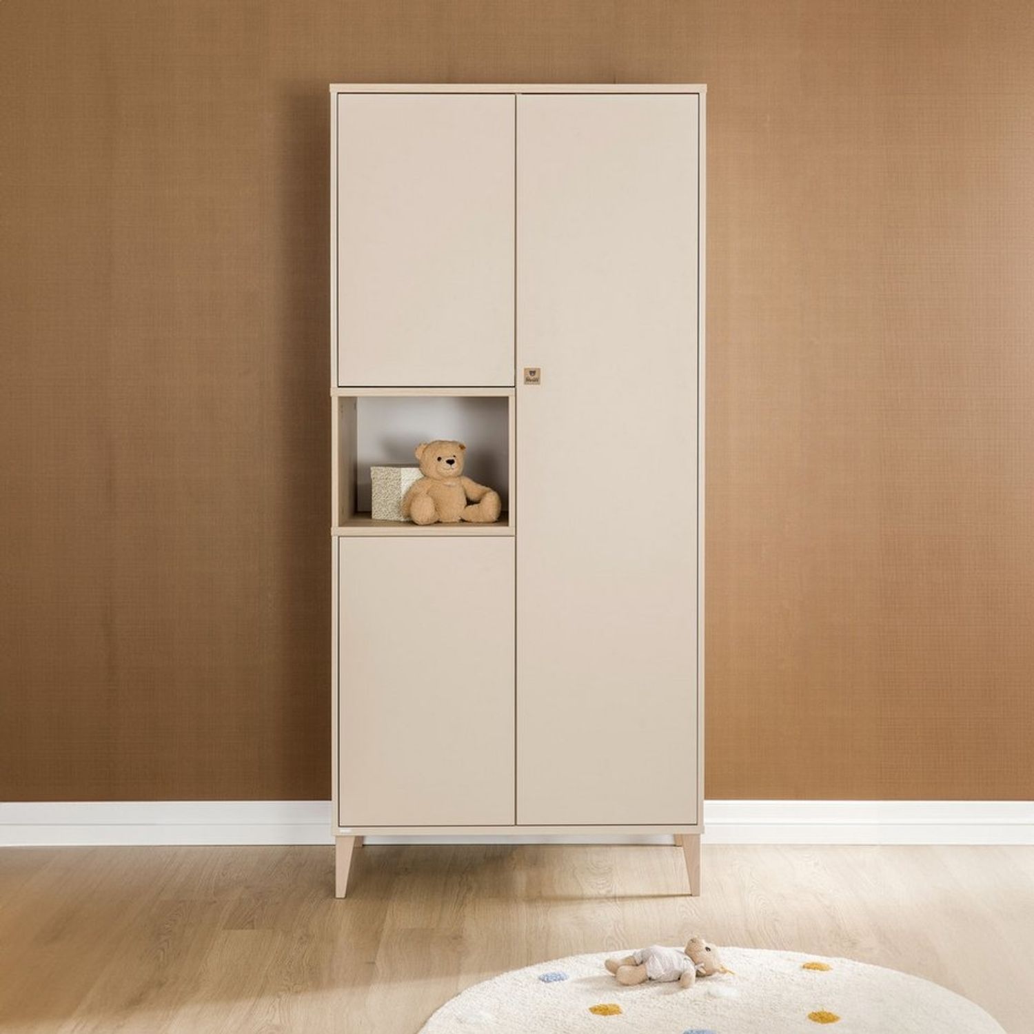 PAIDI Kleiderschrank MILA & BEN Steiff by PAIDI in Beige, 3 Türen mit Push-to-open inkl. Kleiderstangen und Einlegeböden, Massivholz-Füße, Soft-Close Bild 1