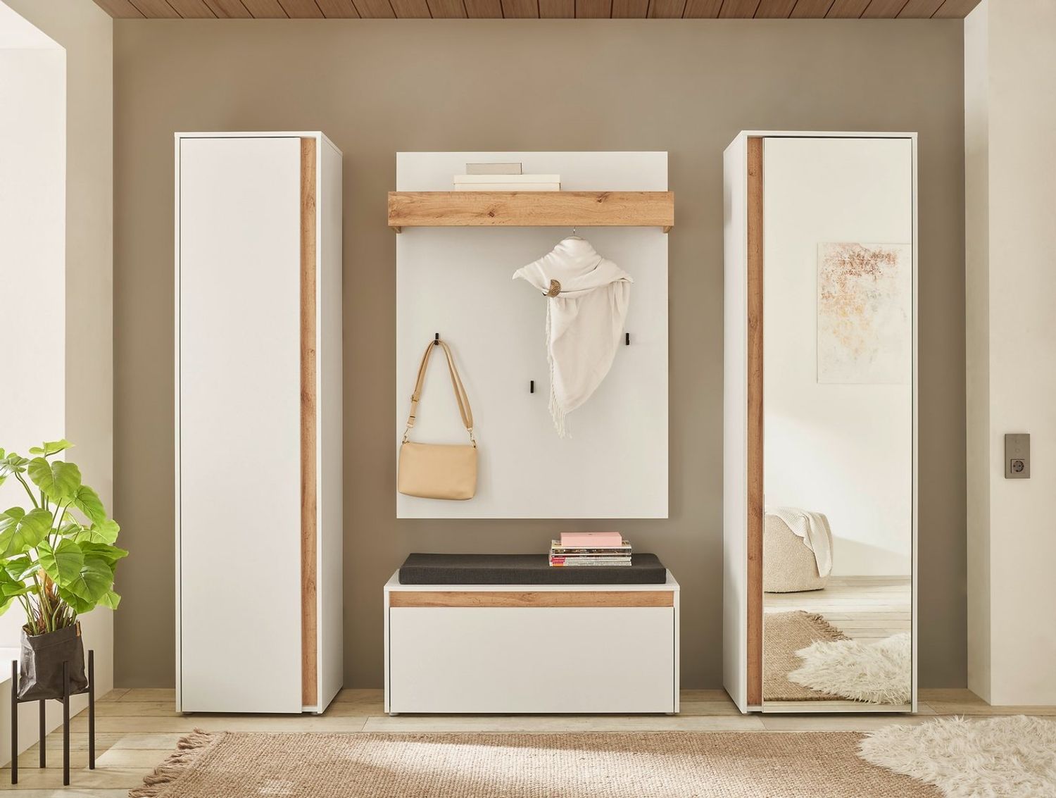 Home affaire Garderoben-Set GIRON/CiTY, moderne Garderobe, Komplettset mit viel Stauraum, (Komplett-Set, 4-St), enthält Garderobenschränke, Paneel & Schuhbank +Sitzkissen Bild 1