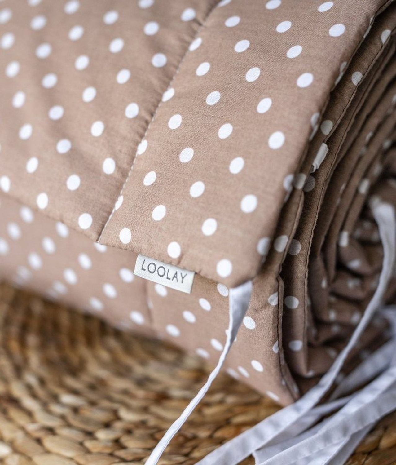 Loolay Bettnestchen Taupe BRAUN Punkte Bettumrandung Babybett 420, 360, 210, 180 x 30cm, (Babynestchen Bettsprossen Kopfschutz Baby Ausstattung Neugeborene Premium GECHENK, 100% Baumwolle Babybett Bettschutzgitter Umrandung), LOOLAY® - 100% Europäische... Bild 1