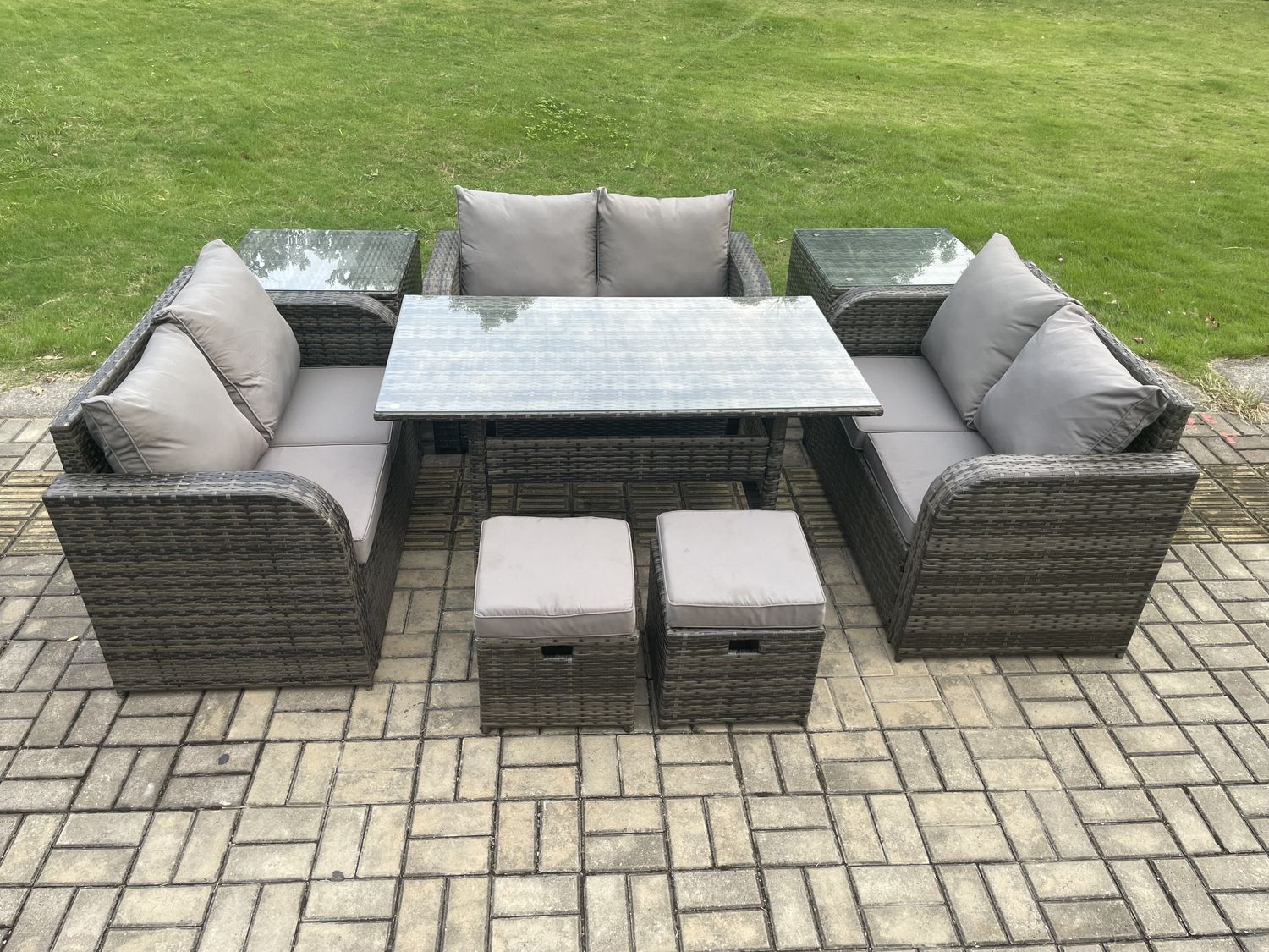 Fimous 8 Sitzer Outdoor Rattan Gartenmöbel-Set mit Terrassen Rechteckiger Esstisch 2 Beistelltischen Liebe Sofa 2 kleine Fußhockern Dunkelgrau gemischt Bild 1