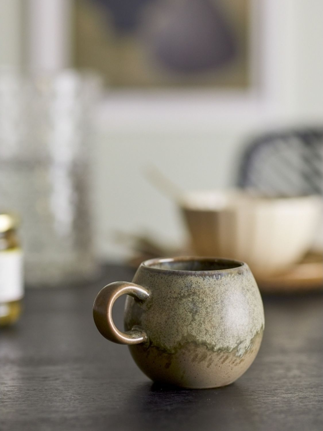 BLOOMINGVILLE Paula Tasse Braun Steingut Bild 1