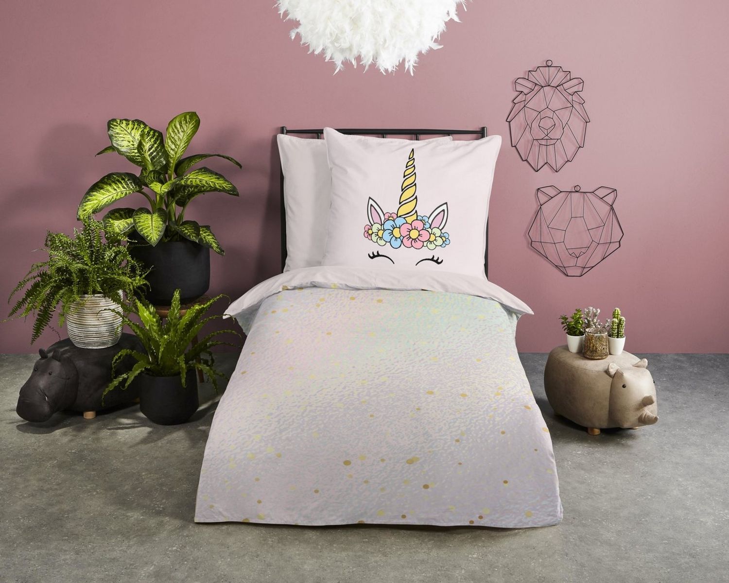 PURE luxury collection Kinderbettwäsche Mandy, Microfaser, 2 teilig, Mikrofaser, 135x200, pflegeleicht, Wende, Mädchen, Einhorn, Regenbogen Bild 1