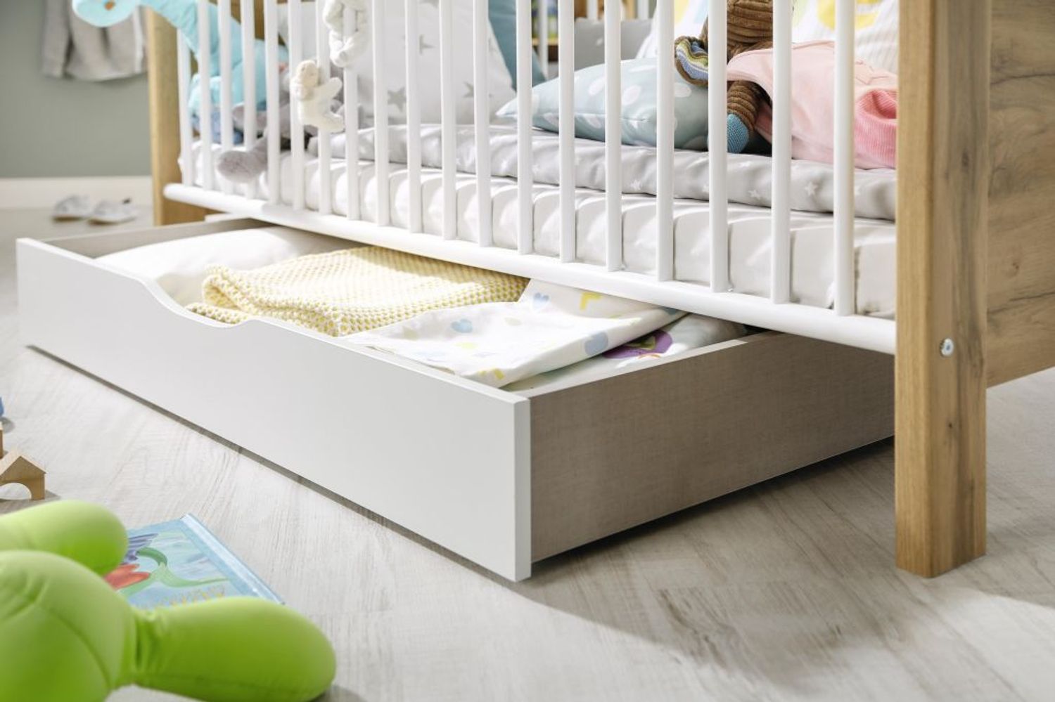 Rauch Rollbettkasten NEPAL - Babyzimmer & Kinderzimmer Umbauseiten in Weiss Bild 1