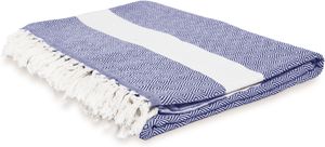 Marine-blau