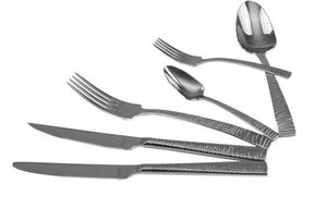 Besteckset mit Steakmesser