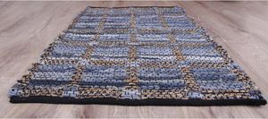 Jeans Square