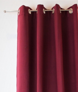 novumfix Vorhang Filzvorhang/Softfilz XXL Kälteschutz bordeaux-rot bis 350 cm lang ÖSEN, verdunkelnd, Schallschutzvorhang