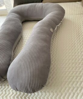 Loolay Stillkissen Schwangerschaftskissen Seitenschläferkissen Stillkissen TYP A 330cm, Attmungsaktive WAFFELPIQUE + GLATT Baumwolle XXXL Lagerungkissen, MUSTER: WAFFEL Grau/ Grau, Stillkissen Kissen für schlafen + Bezug, 100% Europäische Stoffe unf Kl...