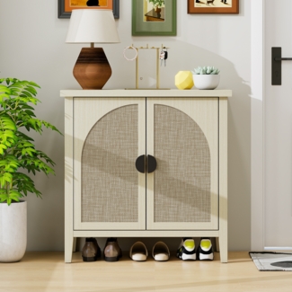 Moderner Aufbewahrungsschrank aus Rattan mit verstellbaren Regalböden in Naturfarbe