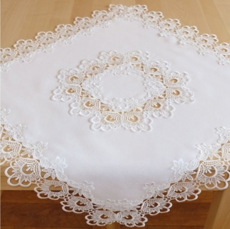 matches21 HOME & HOBBY Tischdecke Tischdecke INES Spitzenbordüre Vintage weiß Polyester 110 x 110 cm (1-tlg), Pflegeleicht & waschbar bei 30 °C