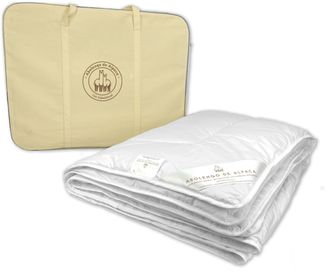 Alpaka Sommer Bettdecke, Premium Line, 100% Baby Alpaka Füllung (635g), Bezugsstoff: 200er Baumwollbatist, Leicht und luftig, 155x220cm, Ideal für warme Nächte von Abolengo de Alpaca