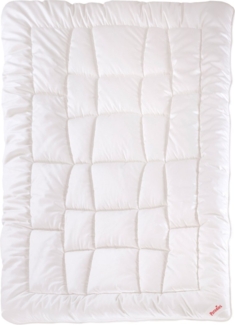 Paradies Kunstfaserbettdecke Avera Bio, Füllung: 80% Polyester, 20% Lyocell, Bezug: 100% Baumwolle kbA, atmungsaktive Lyocell Ganzjahresdecke