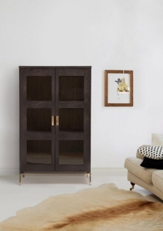 Woodman Vitrine Parlan mit zwei Glastüren und Soft-Close-Funktion, Breite 148 cm