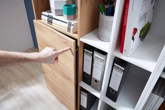 Germania 3-TLG. Büromöbel-Set 8017-513 GW-Lioni, inklusive Schreibtisch und Zwei Aktenschränke, im Dekor Weiß/Navarra-Eiche-Nb.