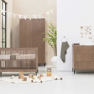 Kidsmill Levi Babyzimmer Inkl. Runden Möbelfüßen W
