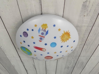 Coole LED Deckenleuchte mit Weltall Motiv fürs Kinderzimmer, bunt Ø 35cm