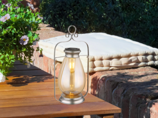 LED Solarlaterne in Silber mit Glas Lampenschirm bernsteinfarbig, H 36,5cm