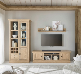 Home affaire Wohnwand Cornwall, Anbauwand im Landhausstil, Wohnzimmer-Set, in Eiche Dekor, (Set, 3-St), enthält Vitrine, Lowboard, Wandboard, 309 cm breit, Metallgriffe