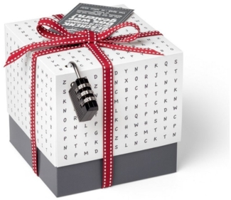 SURPRISA Geschenkbox mit Rätsel und Schloss, Buchstaben-Rätsel weiß, 12cm