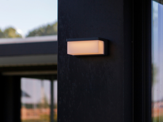 HYBRID LED Außenwandleuchte ZELNA, Solar & Strom 230V, Anthrazit 19cm breit