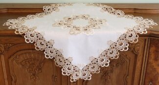 matches21 HOME & HOBBY Tischdecke Tischdecke MIRA filigrane Spitze Jaquard Polyester 85x85 cm (1-tlg), Pflegeleicht & waschbar bei 30 °C