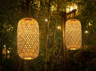 Globo LED Solarlaternen 2er SET hängend aus Bambus Korbgeflecht, 56,6 x 22,5 x 22,5 cm