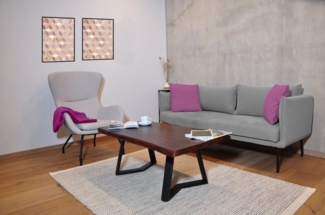 Sitheim-Europe Couchtisch PHOENIX Massiver Baumstamm Couchtisch 110cm Akazienholz Rot Walnuss