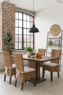 5-tlg. Essgruppe: Ausziehtisch Oldwood/Schwarz + 4 Stühle Bananengeflecht inkl. Kissen