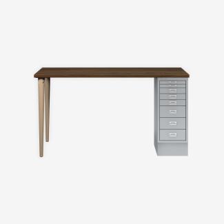 MultiDesk, 2 Eichenfüße, 1 MultiDrawer mit 8 Schüben, Dekor Nussbaum, Farbe Silber, Maße: H 740 x B 1400 x T 600 mm