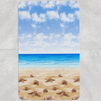 Ekershop Badematte Seestern am Strand Badteppich Badvorleger für Dusche WC Duschvorhang, rutschhemmend beschichtet, fußbodenheizungsgeeignet, schnell trocknend, Polyester, 50 cm x 60 cm, Muscheln auf das schön tropisch Strand und Meer mit Blau Himmel