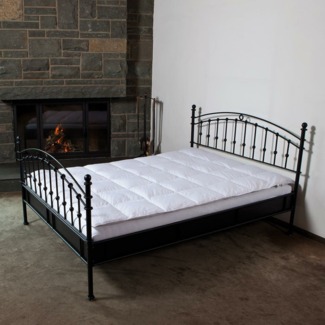 BettwarenShop Daunendecke Toronto medium, Füllung: 90% Daunen 10% Federn | 200x200 cm