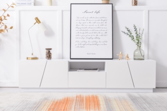 Moderner TV-Schrank 170 x 42 x 37 cm im diagonalen Patchwork-Stil – elegant und funktional