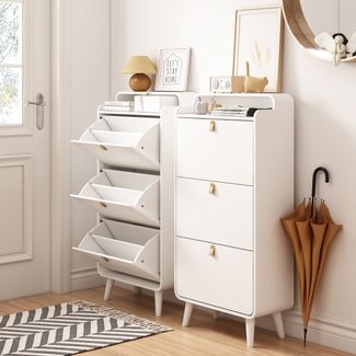 Schuhschrank 3 Türen mit Klappfächern, Massivholzfüße, platzsparend, für 18–24 Paar Schuhe, Flur- und Schlafzimmermöbel