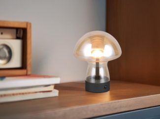 Kleine Akku Tischlampe DOOLEY aus Glas Bernsteinfarben, Höhe 18cm