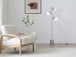 Vente-unique - Stehlampe – verchromtes Metall – 3 Schirme – H 155 cm – Chrom – KINLEY