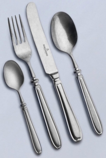 Picard & Wielpütz Solingen Besteck-Set Landhaus (24-tlg), 6 Personen, Chromnickelstahl 18/10, Vintage-Look, Stone washed, inkl. Klappetui