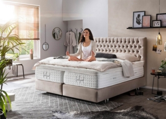 BettCo Boxspringbett Vegas (200 x 200 cm, 7-St, in Creme Velours), Chesterfield Design, Topper optional, Acryl-Füße