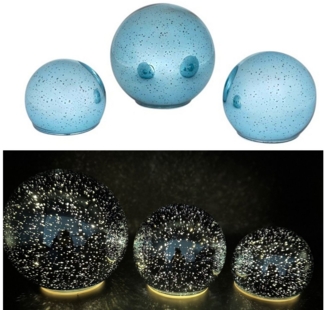 Online-Fuchs LED Dekolicht - 3er Set Glaskugeln mit LED-Lichterkette & Timer - Gartendeko, seichter Funkeleffekt möglich, 35 warmweiße LED´s, für den Innen- und geschützten Außenbereich geeignet