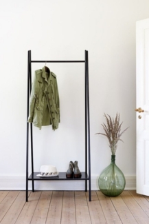 Cinas Kleiderstange Noble, Harmonische Gestaltung, funktionaler Nutzen, dezentes Finish