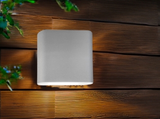 Akku Außenleuchte MAGNETIC Silber mit Bewegungsmelder, Breite 10cm