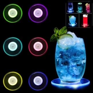 BlingBin LED Dekolicht 6 Stück LED-Untersetzer, Farbige LED-Untersetzer, Wasserdicht, Acryl Runder Leuchtmatte ON/Offt Taste Getranke Untersetzer, LED fest integriert LED, 7 Farben, Ø 10cm LED Untersetzer für Partys Hochzeiten Bar Weihnachten, 6 Stück