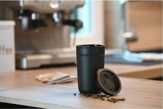 elasto Coffee-to-go-Becher Palermo' 360 ml Kaffeebecher to go mit Keramik-Innenbecher, Spülmaschinenfest, robust, Keramik